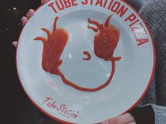 -Tubestation站点比萨(新世界大望路店)