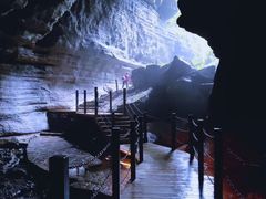 -梭布垭石林景区