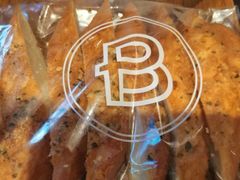 -巴黎贝甜(大宁国际商业广场店)