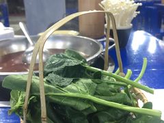 -马路边边·成都串串(翠柏路店)