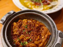 咸鱼茄子煲-胡桃里音乐酒馆(白云五号T5 MALL店)