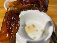 -黄记四更烤乳猪店