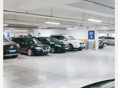 -山姆会员商店·停车场