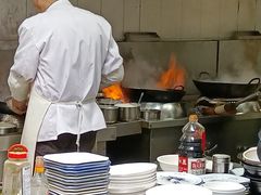 自助取餐区-吾介小籠館