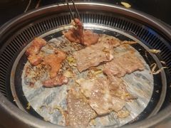 -梨花自助烤肉(西三旗万象汇黑金店)