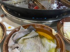 -正贰捌经重庆老火锅(建设路店)