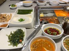 -海底捞火锅(金山百联店)