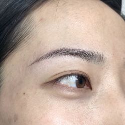-一个差评成就的纹眉店