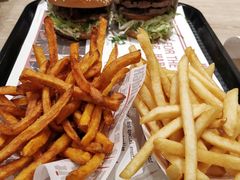 -The Habit Burger Grill 哈比特汉堡(爱琴海店)