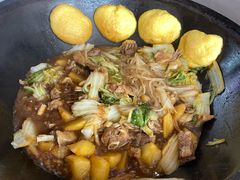 -粘豆包柴火铁锅炖