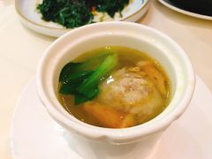 松茸蟹粉狮子头-老正兴菜馆(福州路店)