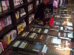 钟书阁-钟书阁(松江泰晤士小镇店)