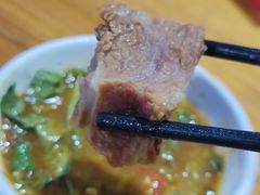 -五指山生态小黄牛(皮皮虾海鲜广场店)