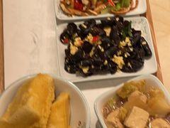 -老乡鸡(上海白玉兰广场店)