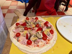 -城市大道红炉披萨烘焙坊