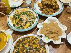 -东来菜馆•手抓海鲜家常菜•海鲜锅贴(鸽子窝店)
