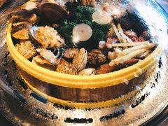-日进一片海.生腌海鲜火锅.宵夜烧烤(三里屯总店)