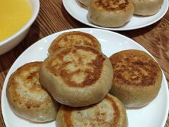 -清真吴记门钉肉饼·喜多利