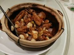 -幸福绿洲美食广场