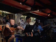-南锣鼓巷吉他吧(鼓楼店)