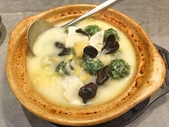 荠菜虾丸煲-调鼎居·手工淮扬菜