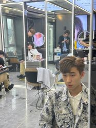 -藤野造型烫发染发