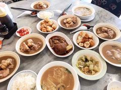 -黄亚细肉骨茶(仰光路店)