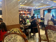 -鲁朗纳麦石锅鸡庄园