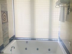 -三亚亚龙湾雅高铂尔曼别墅度假酒店