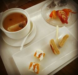 -菁幼月子会所(儿童医院店)