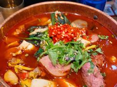 -成都你六姐·牛肉冒菜(上海环宇荟店)