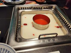 招牌凤凰投胎汤底锅底-大隐·成都火锅Bistro(合生麒麟新天地店)