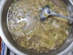 -卢六川汤肉(南方花园店)
