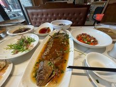 -梅利汴京烤鸭•开封豫菜地标店(东大街店)
