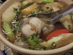 -Cuc Gach Quan Restaurant