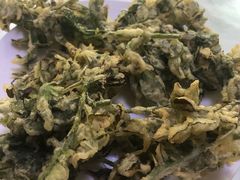 炸花椒芽-何适山庄 ·可团建(水长城P2停车场店)