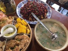 -黄桷树曹家私房菜(江与城店)