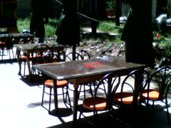 室外就餐区-语言大学-清真食堂