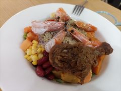 -F+轻食健身赋能空间(中华北路国贸商场店)