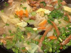 -秦香陕西食府(华贸天地店)