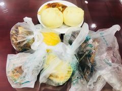 -聚德华天护国寺小吃(甜水园店)