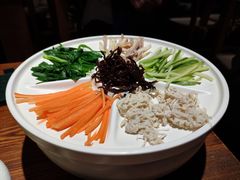 鸡丝凉米线-云海肴云南菜(美罗城店)