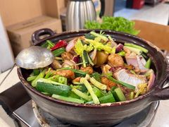 -胡须佬鸡煲四季火锅(龙珠大道店)