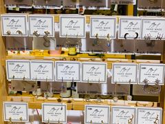 -九木杂物社(大东方百货店)