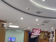 -雅悦齿科(顾村公园店)
