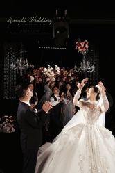 -艾米丽婚纱礼服