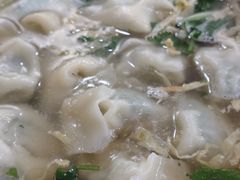 -黄阿姨锅贴大王(万航渡路店)