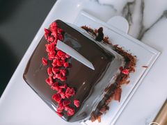 -UNI UNI(环亚凯瑟琳店)