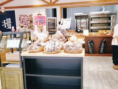 面包甜点陈列柜-HAVE A ROOM·有间质果(总店)