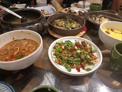 -云海肴·汽锅鸡·云南菜(天山百盛优客店)